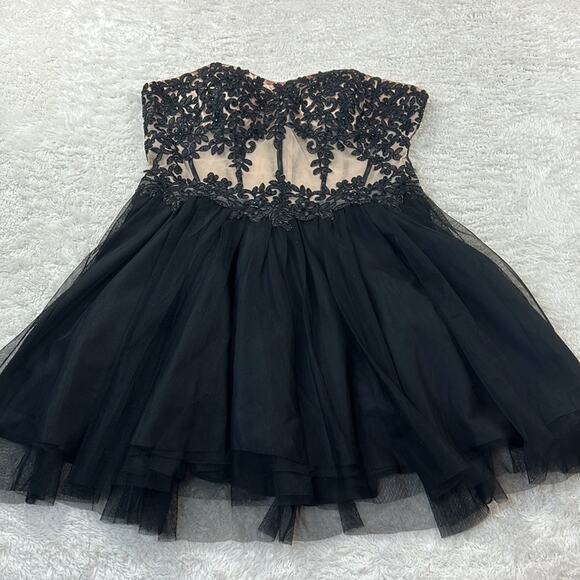 BA Nites mesh and embroidery tulle tutu strapless cocktail party dress, 15 NWT - Picture 3 of 12
